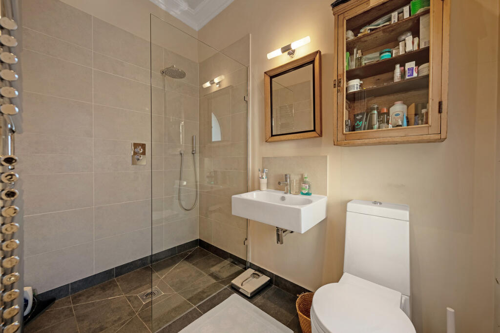 Additional image 20 of Binswood Avenue, Leamington Spa, Warwickshire CV32 5SE