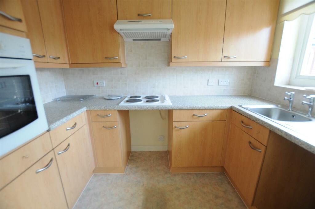 Additional image 2 of Chatsworth Court, Park View, Ashbourne