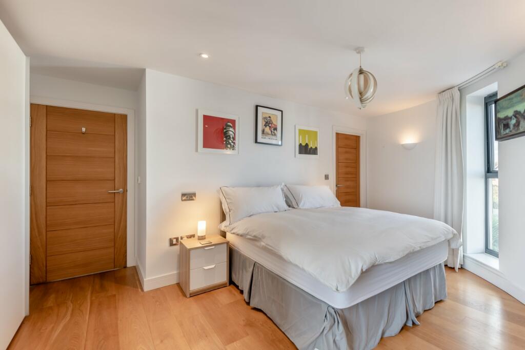 Additional image 13 of Bay, 98 St Leonards Road, Hythe, Kent