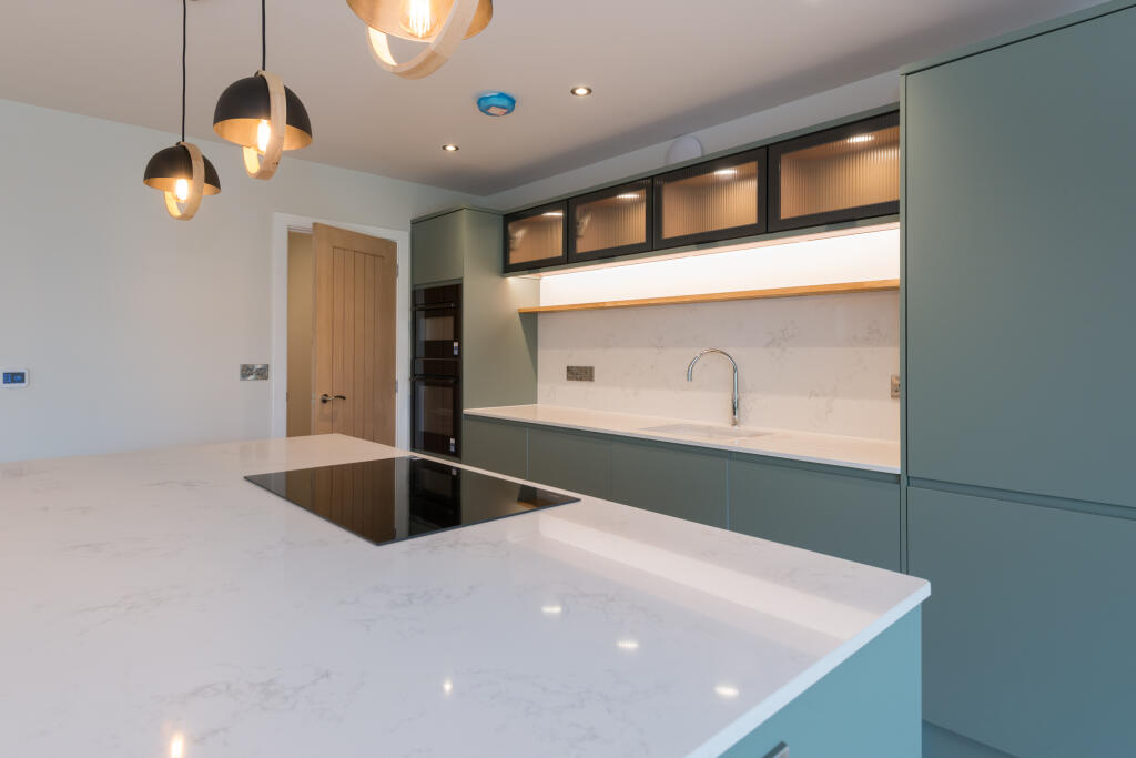 Additional image 4 of Macdonald Parade, Whitstable