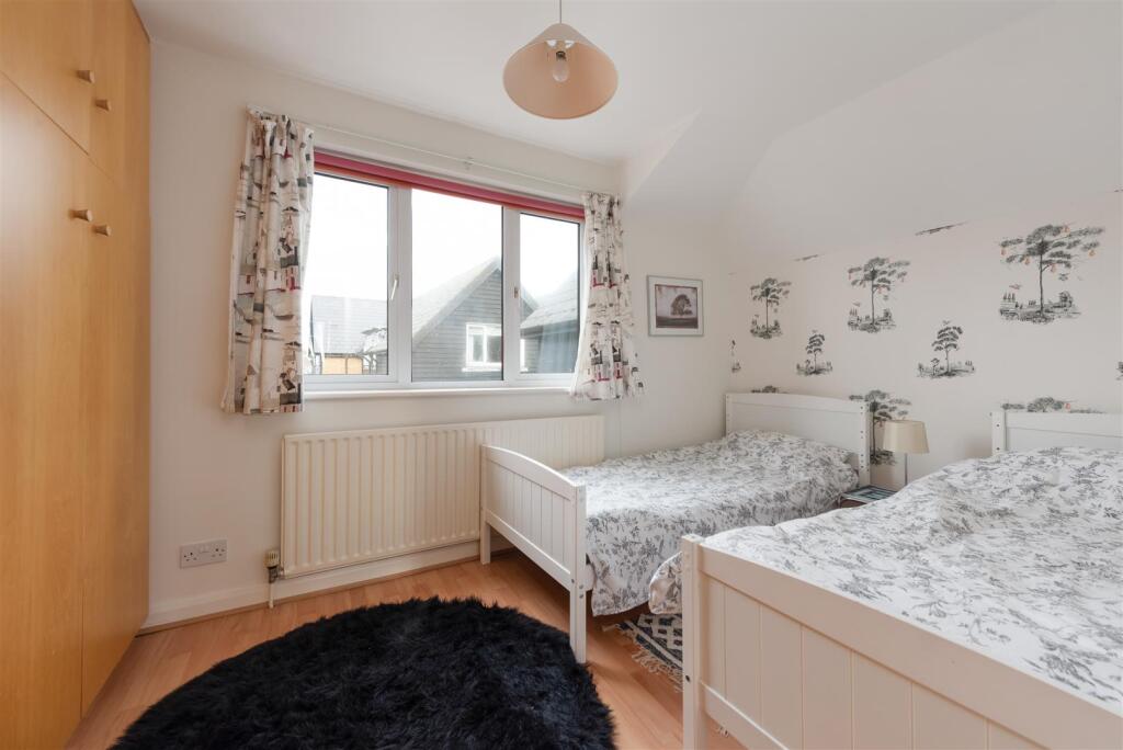 Additional image 15 of Island Wall, Whitstable