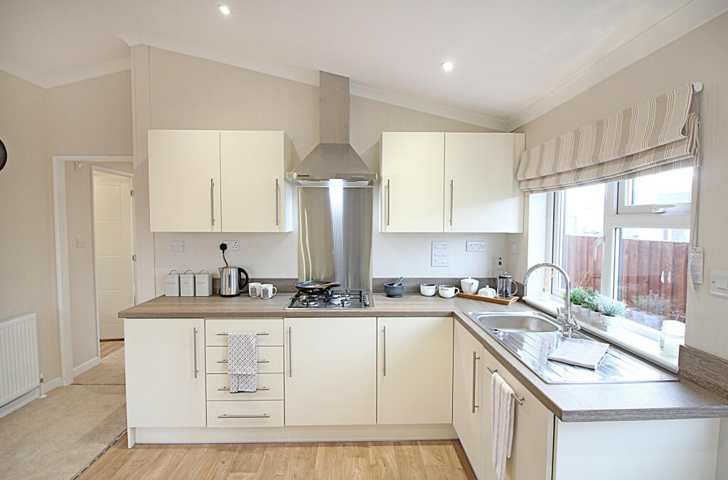 Additional image 2 of Stratford-upon-Avon, Warwickshire, CV37