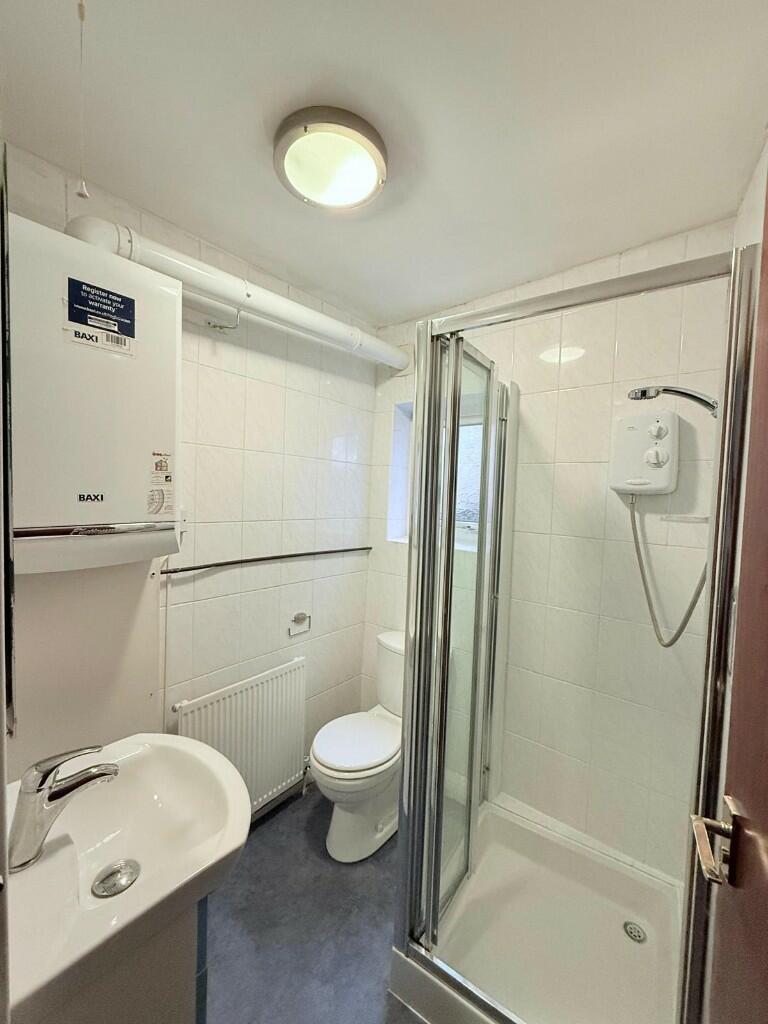 Additional image 7 of 17 A Bath Street, Leamington Spa, Warwickshire, CV31