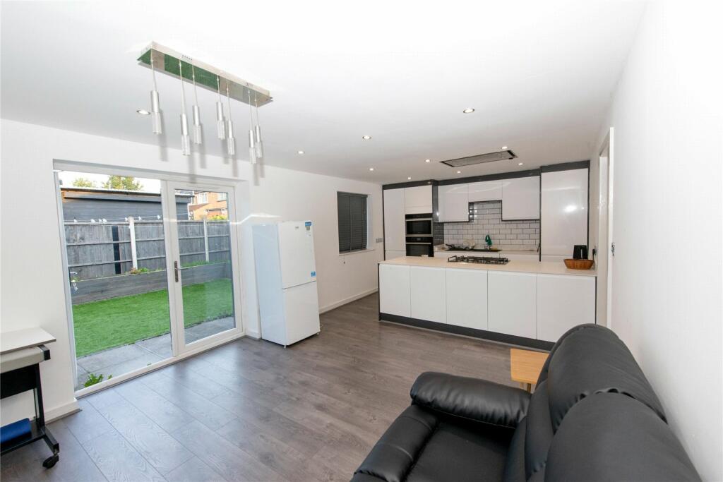 Additional image 4 of Percival Road, Rugby, Warwickshire, CV22