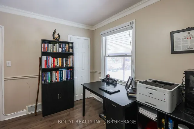 Additional image 13 of 6 Aiken St