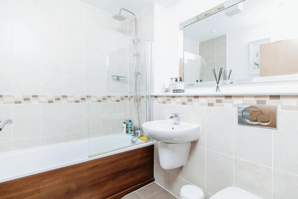 Additional image 14 of Southfields Green, GRAVESEND, Kent, DA11