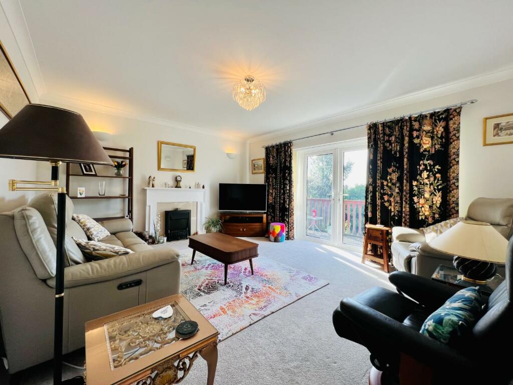 Additional image 5 of HYTHE