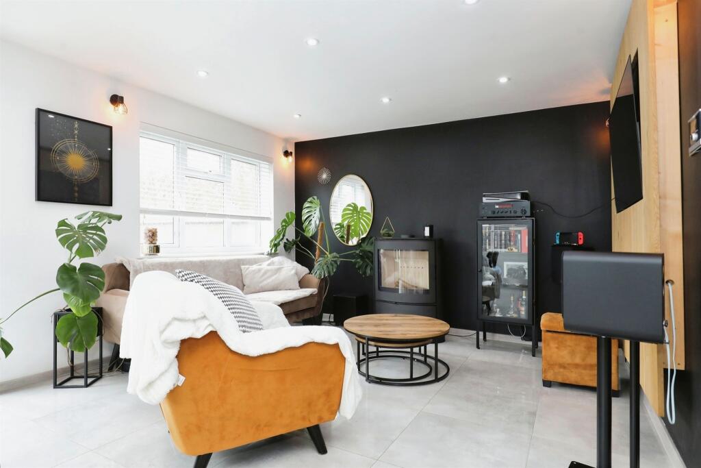 Additional image 5 of Hammerton Way, Wellesbourne, Warwick