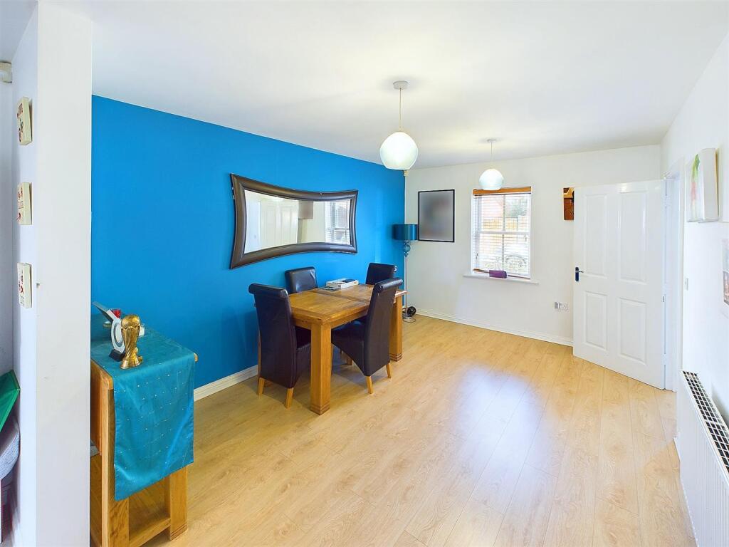 Additional image 4 of Crediton Close, Styvechale, Coventry