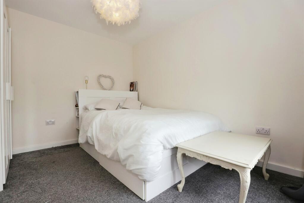 Additional image 9 of De Normanville Avenue, Leamington Spa