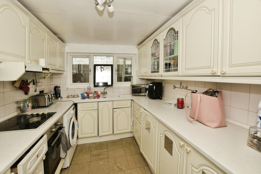 Additional image 4 of Pavilion Road, Folkestone, Kent, CT19