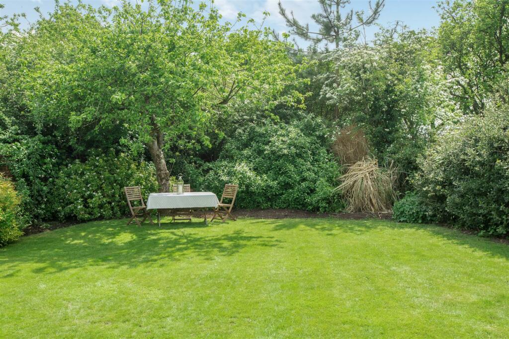 Additional image 33 of A spectacular opportunity to own a Georgian Grade II listed detached property in the heart of the village