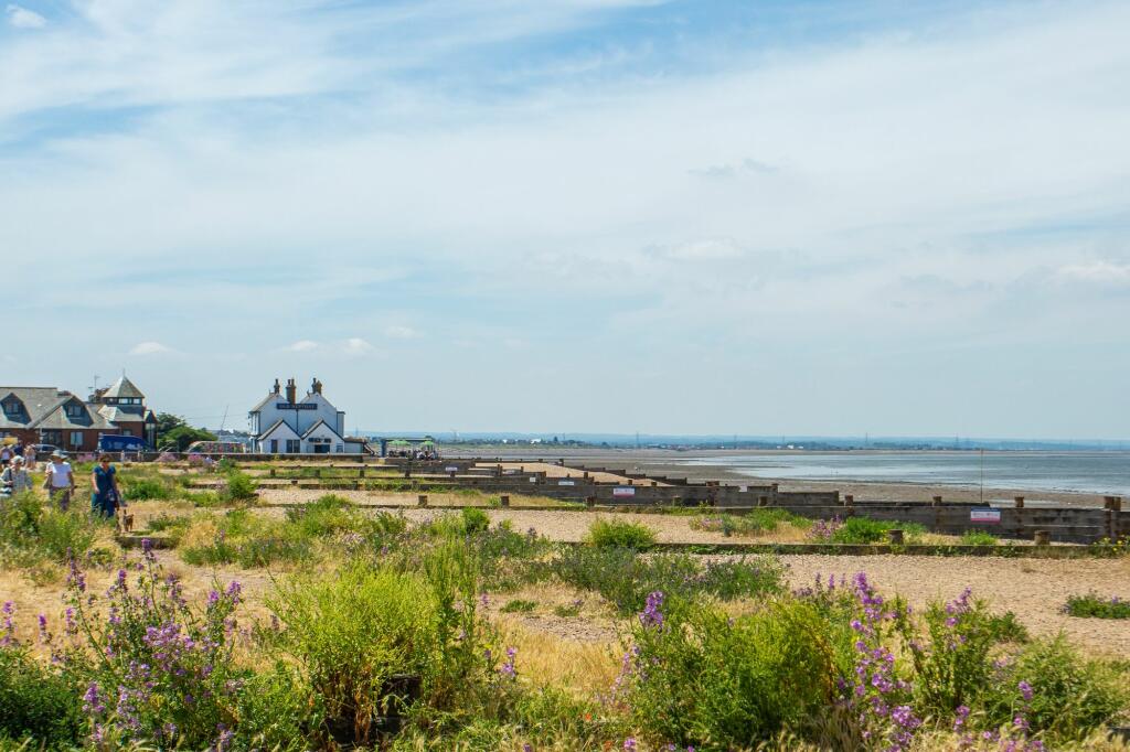 Additional image 5 of Island Wall, Whitstable, CT5