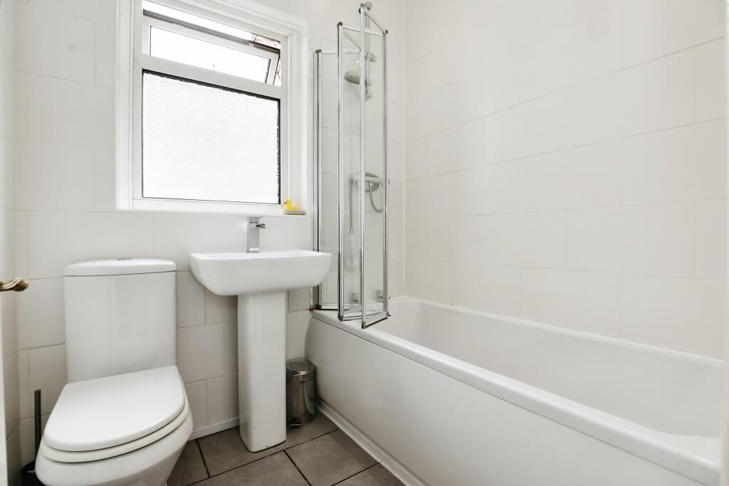 Additional image 11 of Acacia Grove, Rugby, CV21