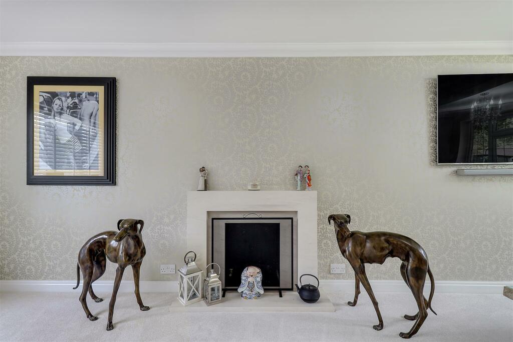Additional image 18 of Cob Drive, Shorne,