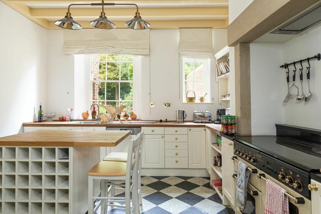 Additional image 9 of 45 South Street, Durham, County Durham