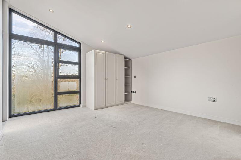 Additional image 33 of Hill Crescent, Bexley