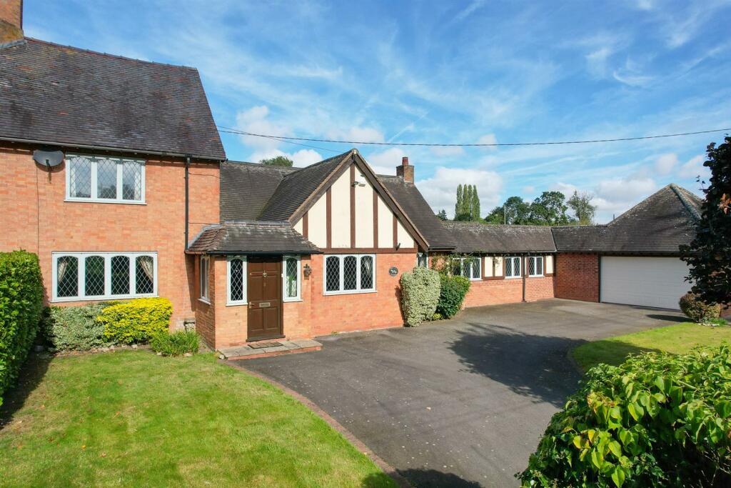 Primary image of School Road, Snitterfield, Stratford-Upon-Avon