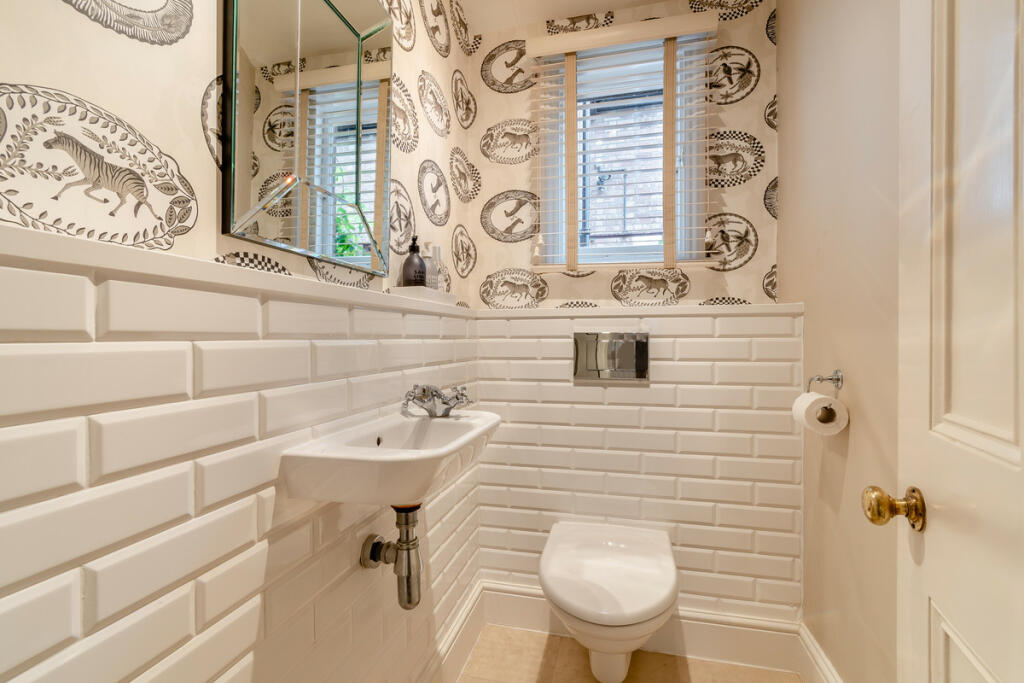 Additional image 24 of Lillington Road, Leamington Spa, CV32 5YY