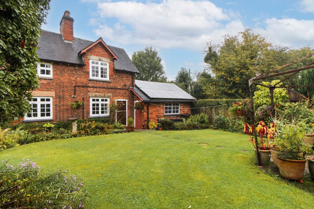 Additional image 37 of Cat & Fiddle Lane, West Hallam, DE7