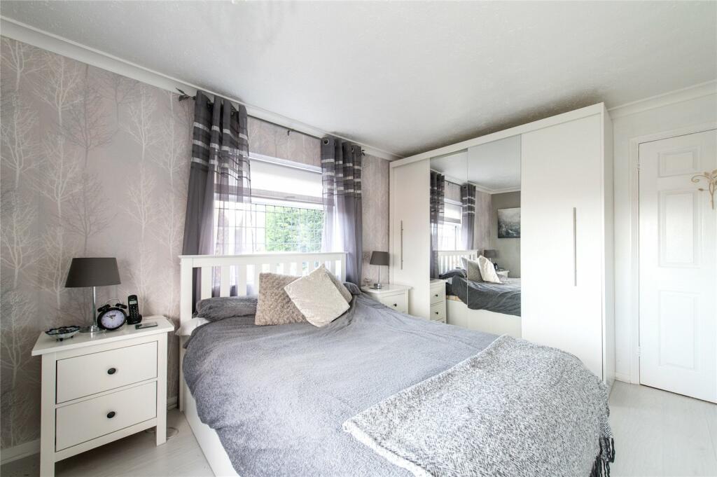 Additional image 22 of Medhurst Crescent, Gravesend, Kent, DA12