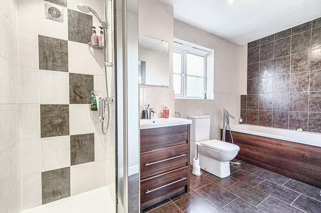 Additional image 13 of Grovefield Crescent, Balsall Common, CV7