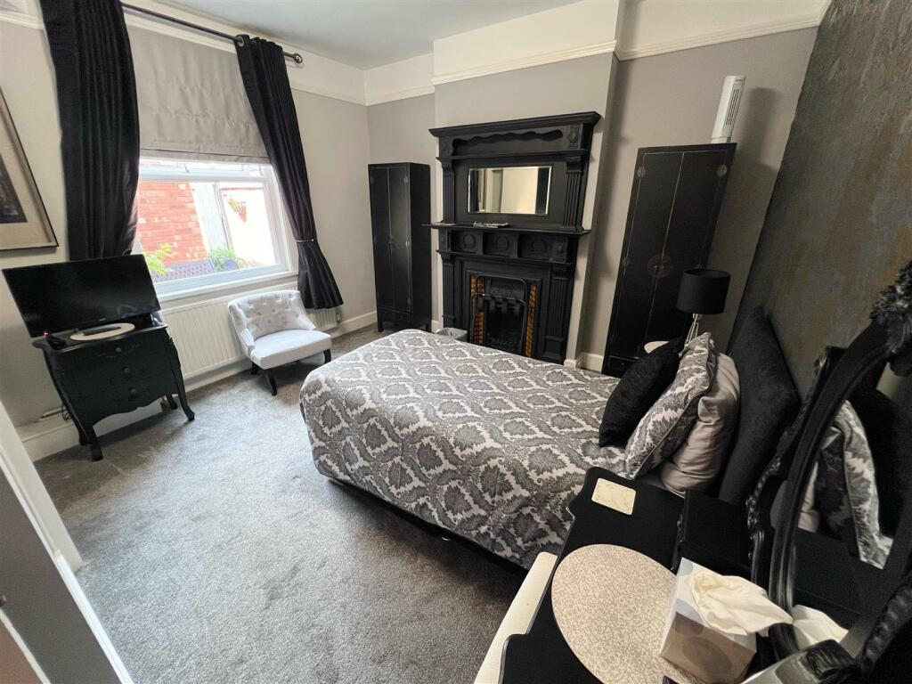 Additional image 3 of 38, Grove Road, Stratford-upon-Avon