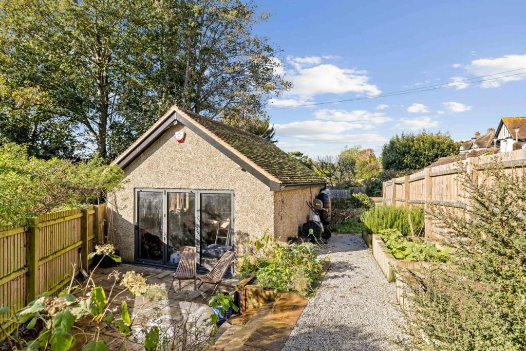 Additional image 26 of North Road, Hythe, CT21