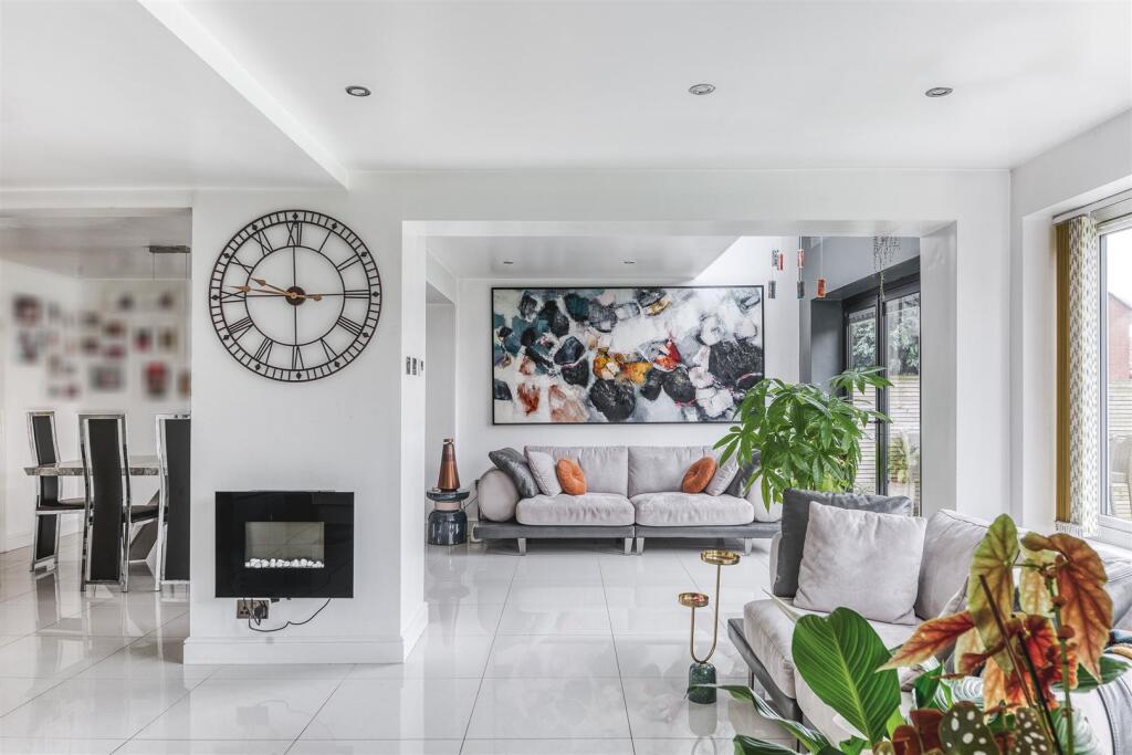 Additional image 11 of Groombridge Crescent, Heatherton Village