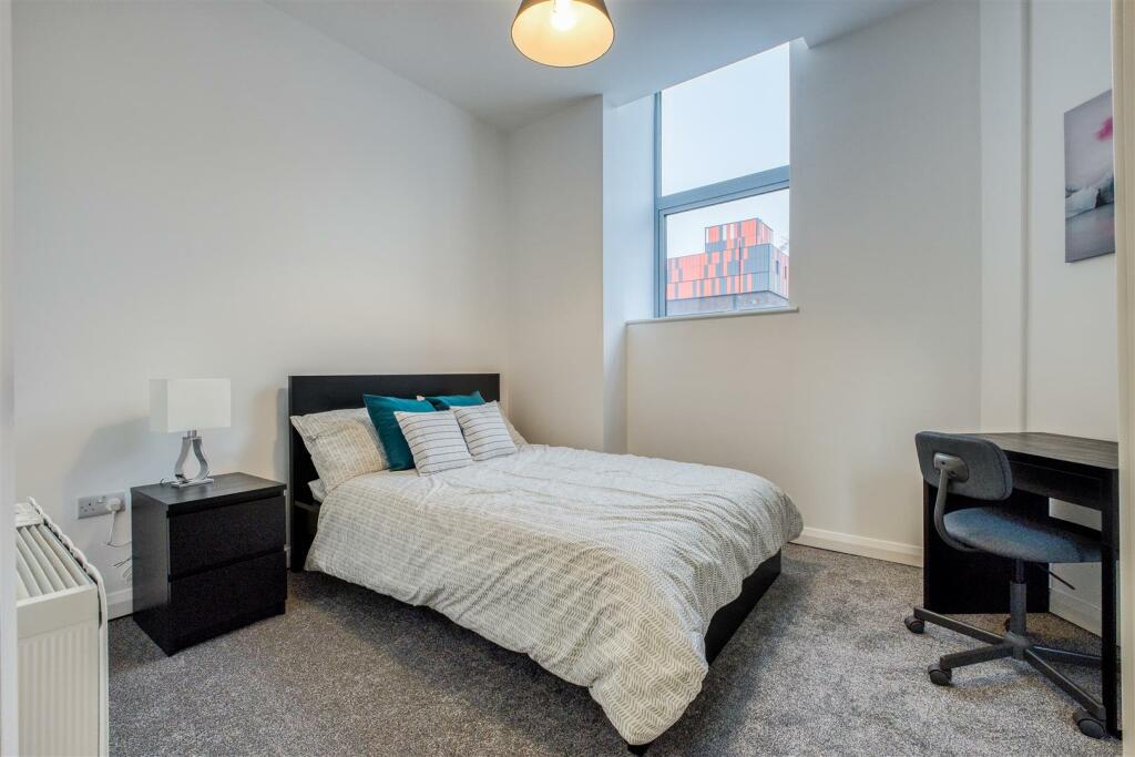 Additional image 16 of The Co-operative, Corporation Street, Coventry  ** BEAUTIFUL THROUGHOUT **