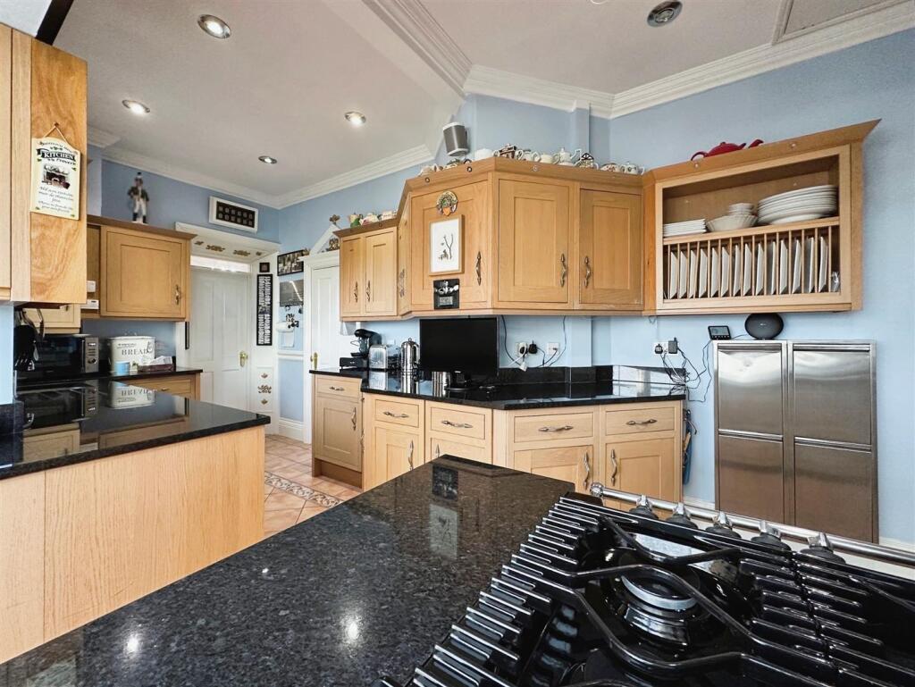 Additional image 54 of Westhill Road, Blackdown, Leamington Spa