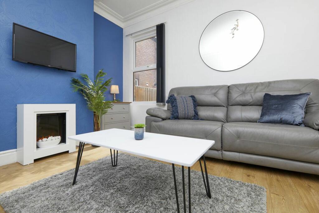 Additional image 7 of Stepping Lane