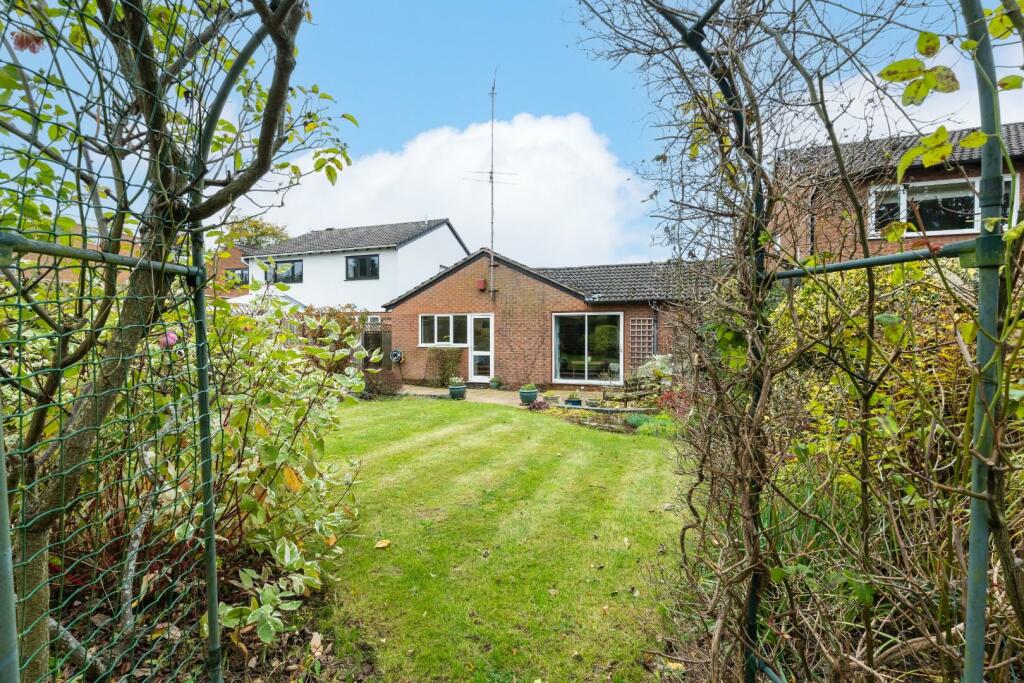 Additional image 27 of Warren Close, Royal Leamington Spa