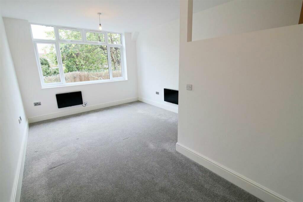 Additional image 11 of Symington House, Market Street, Rugby, Warwickshire, CV21 3DQ