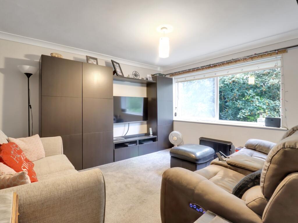 Additional image 5 of Willow Gardens, Southam, Warwickshire, CV47