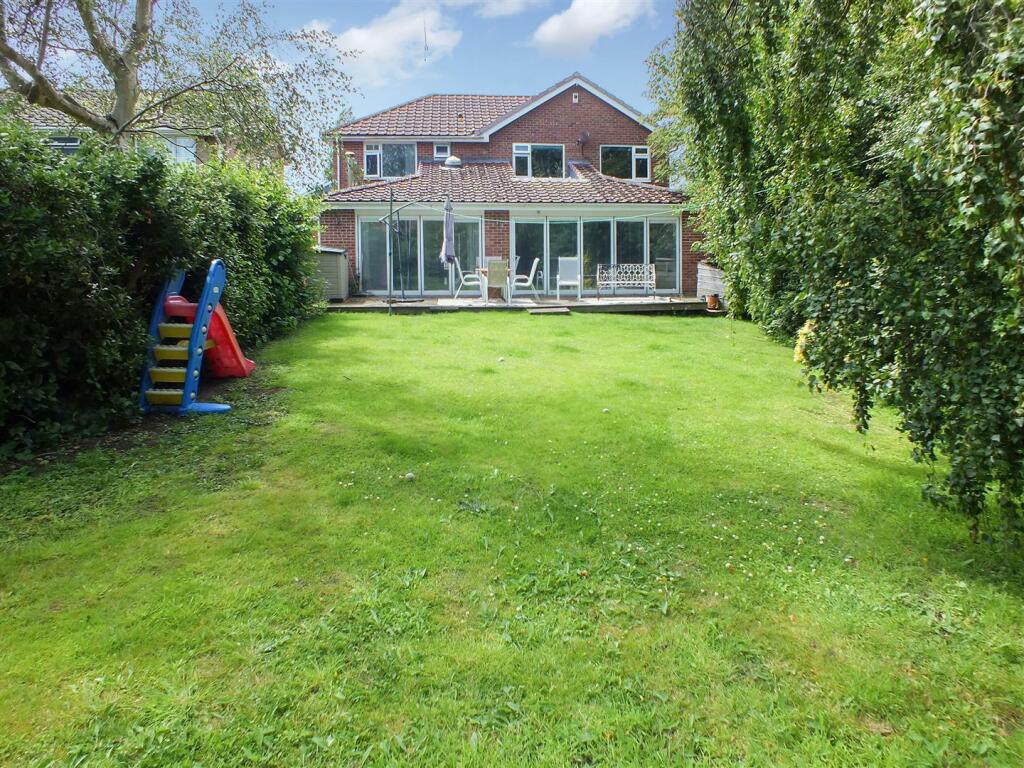 Additional image 29 of Cornwallis Avenue, Folkestone