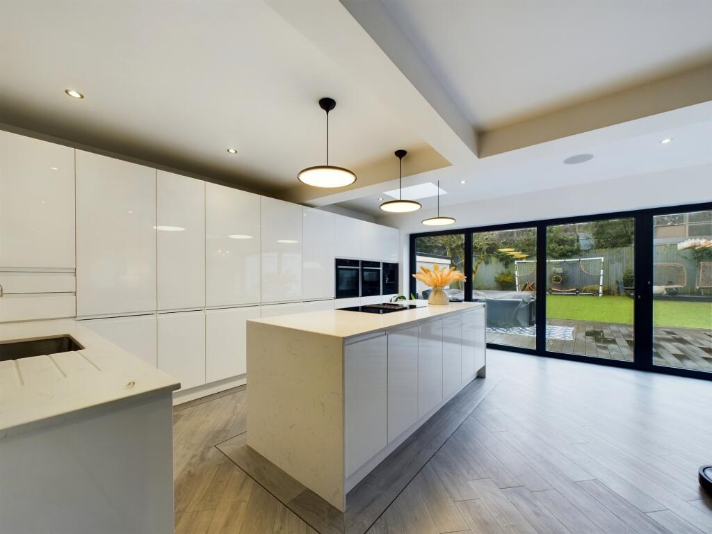 Additional image 15 of Lonscale Drive, Stvechale, Coventry