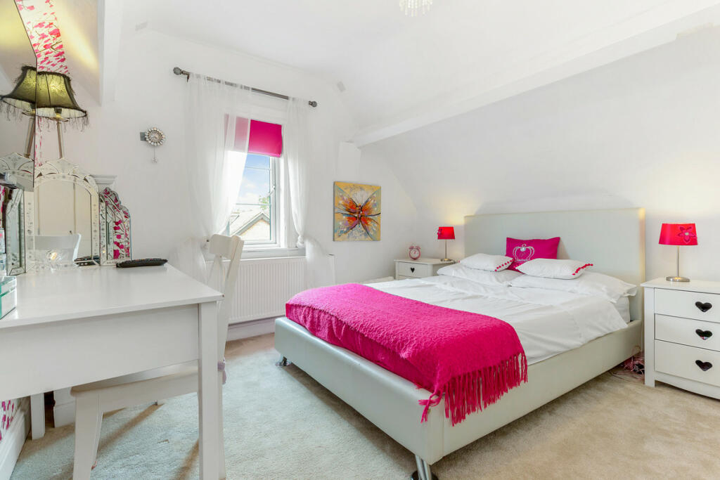 Additional image 28 of Station Road Kenilworth, Warwickshire, CV8 1JD