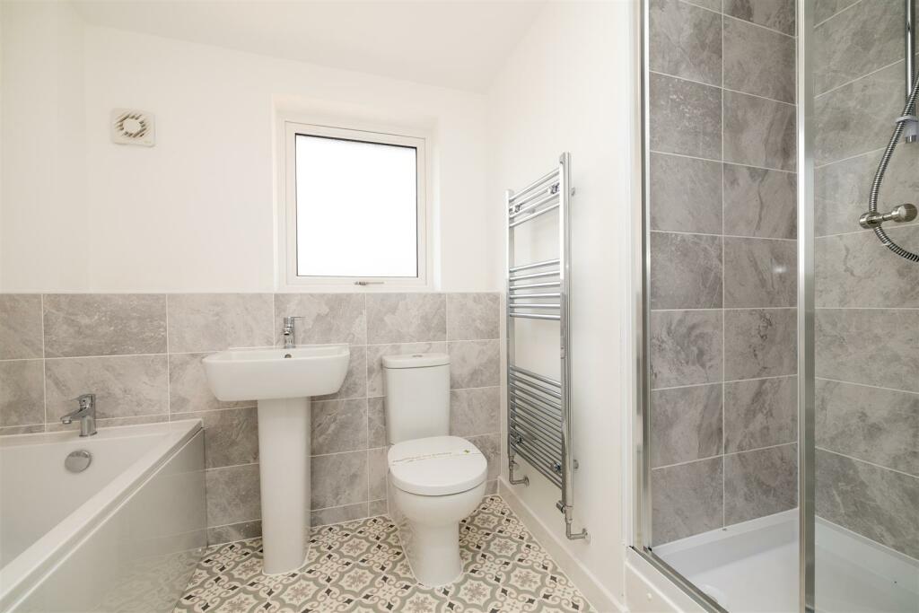 Additional image 16 of Meon Way Gardens, Langate Fields, Meon Vale