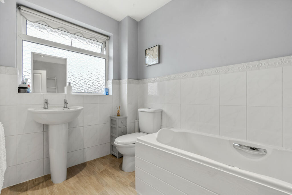 Additional image 21 of Orchard Way, Southam, CV47