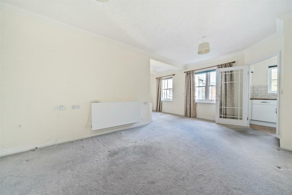 Additional image 6 of Abbots Lodge, Canterbury