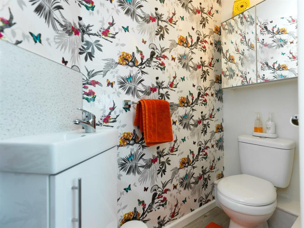 Additional image 16 of Mount Close, Nantwich, Cheshire