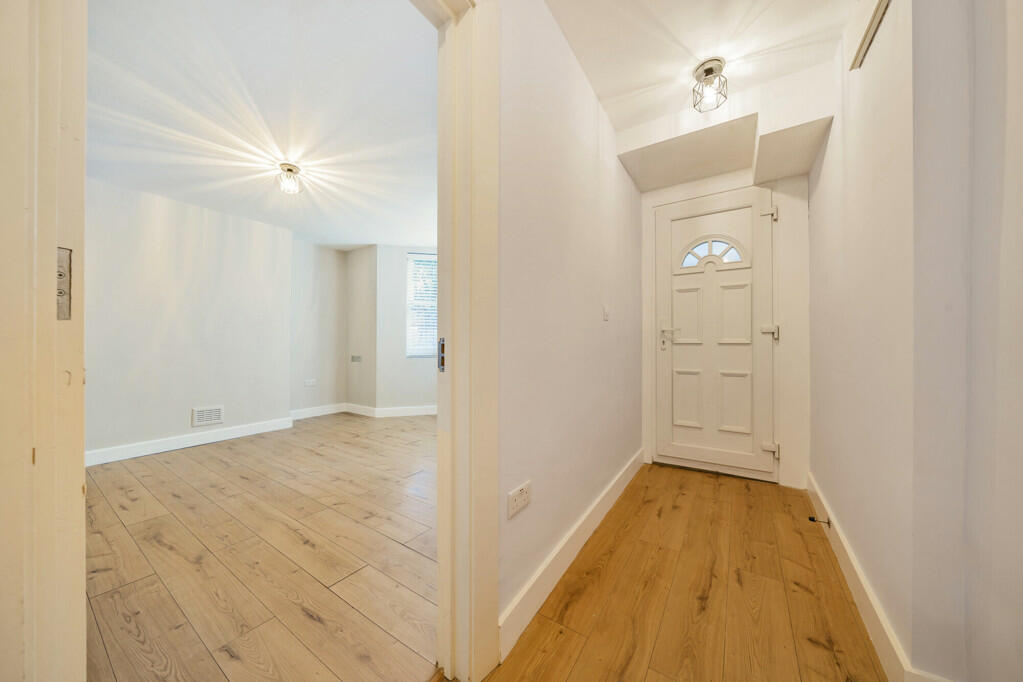 Additional image 17 of Darnley Street, Gravesend