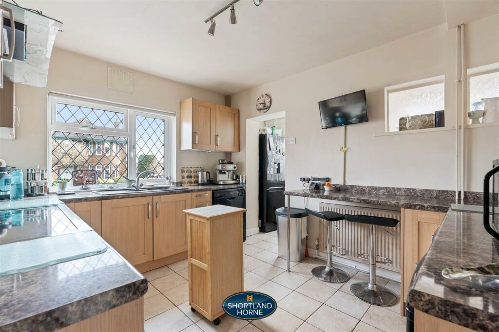 Additional image 18 of Knoll Drive, Styvechale, Coventry