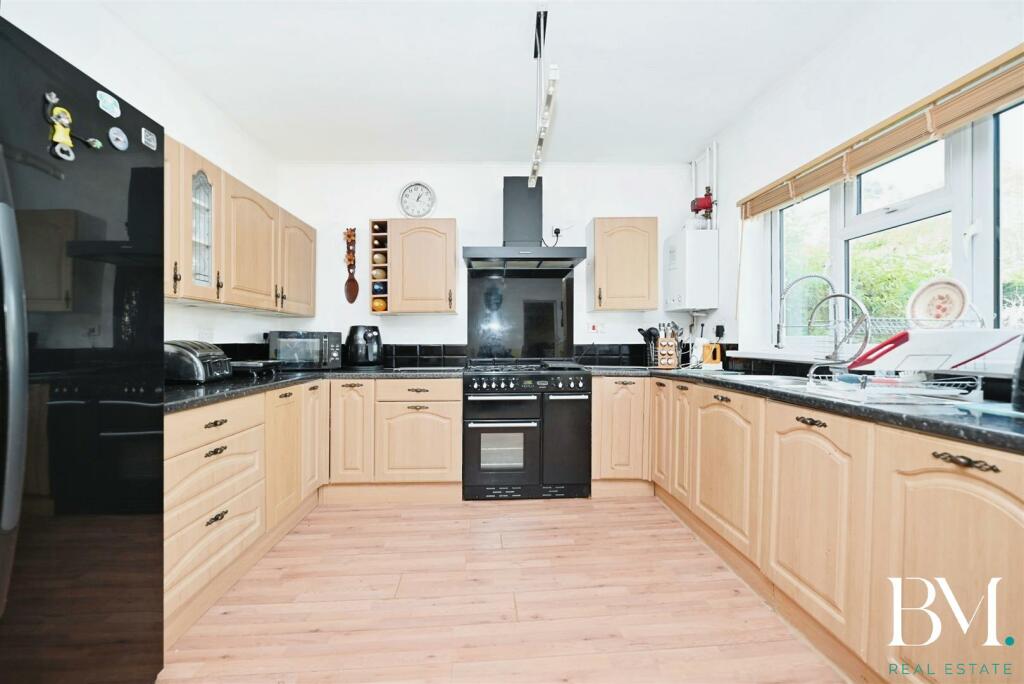 Additional image 4 of Unique Detached Bungalow, Dunchurch Road, Rugby