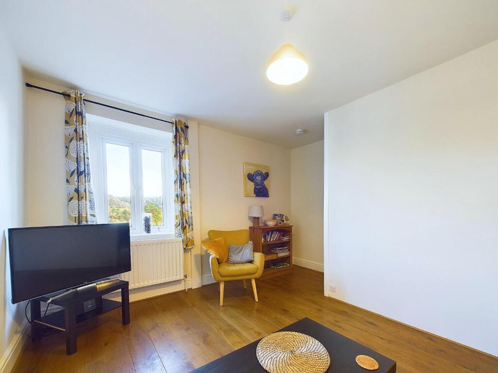 Additional image 10 of Rock Terrace, Bakewell