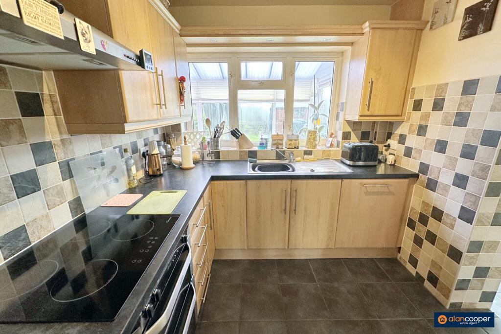 Additional image 8 of Dingley Road, Bulkington, CV12 9LP