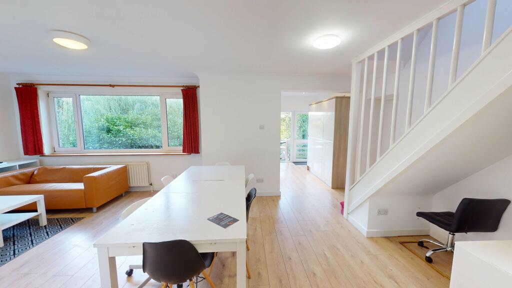 Additional image 5 of Mayorswell Close (L) 2 WEEKS RENT FREE 25/26, ,