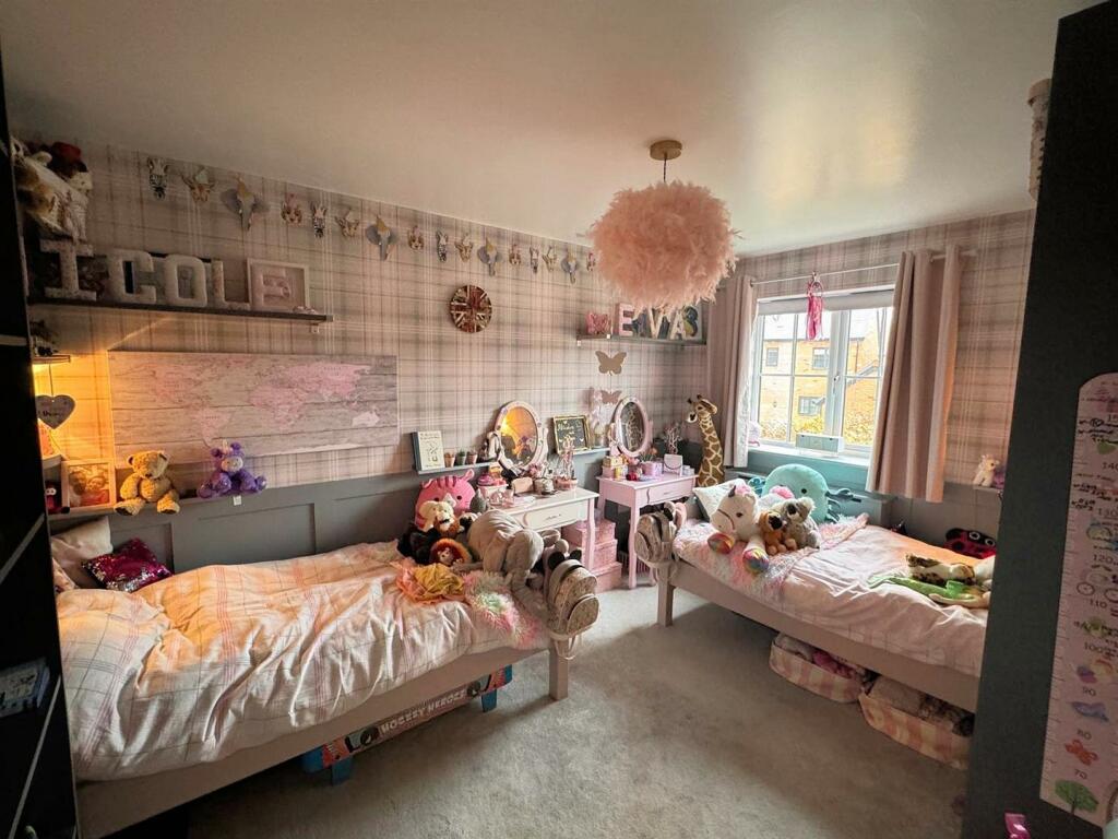 Additional image 8 of Holly Close, Holmes Chapel