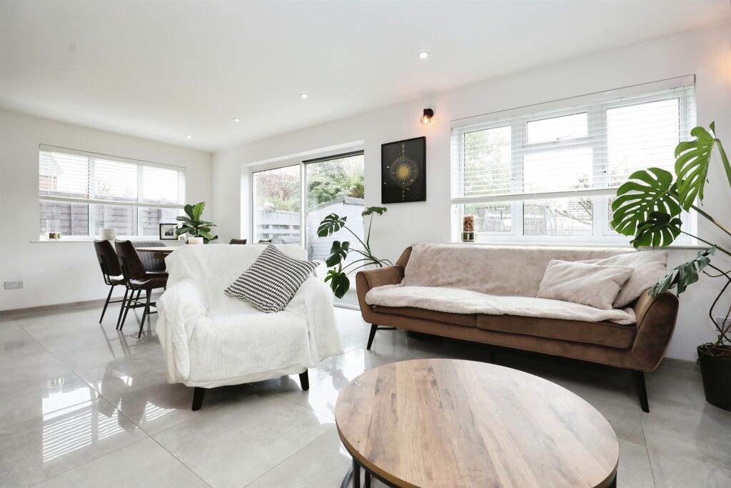 Additional image 6 of Hammerton Way, Wellesbourne, Warwick